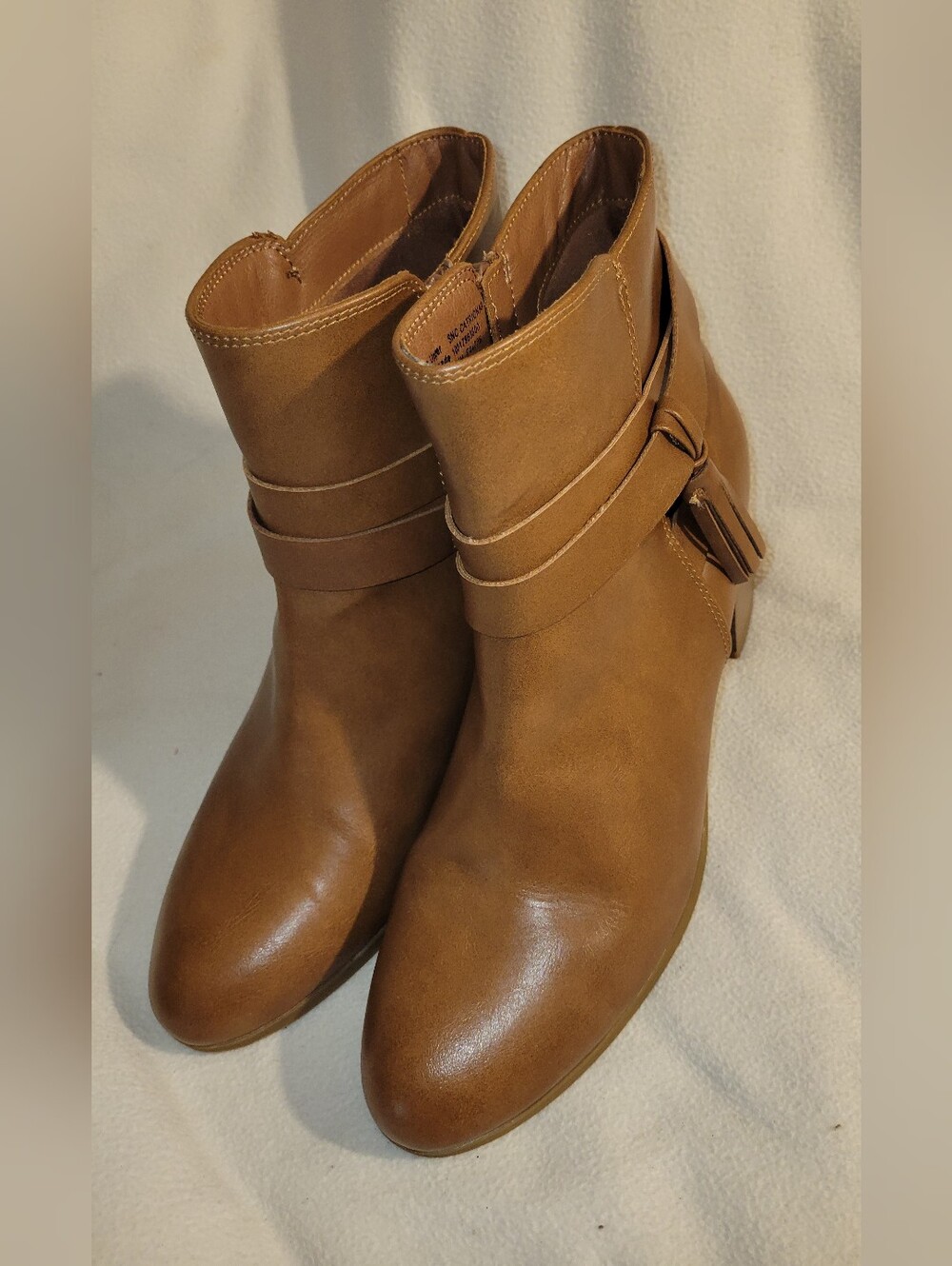 Style & Co. Catrionaa Tan Vegan Leather Almond Toe Zip Tassel Booties 10M No Box